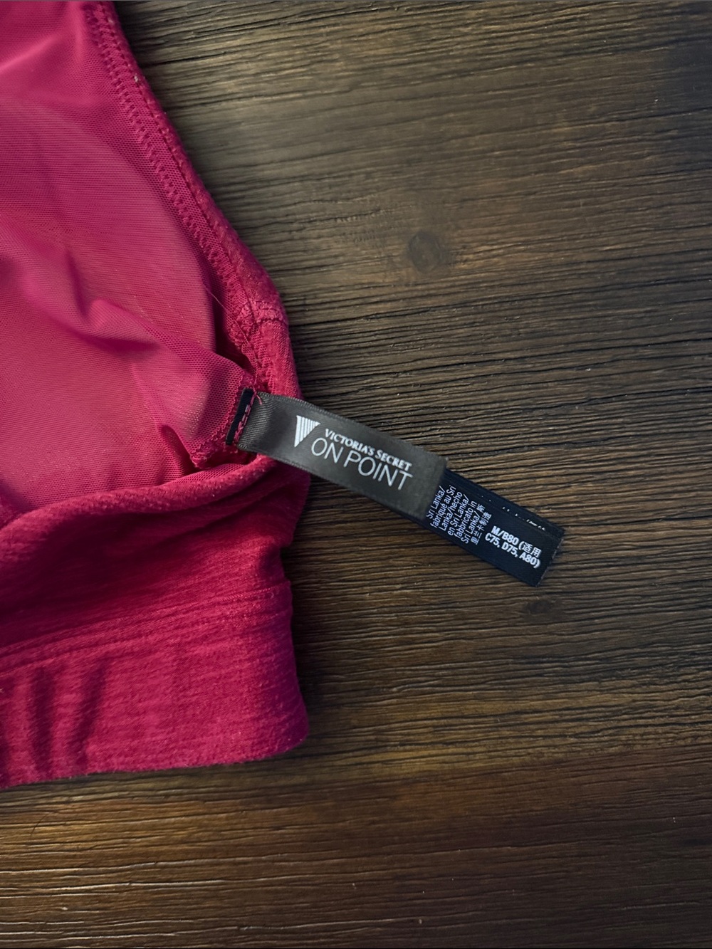 Victoria’s Secret Incredible Essential Red Strappy Back Sports Bra Medium - Picture 6 of 8